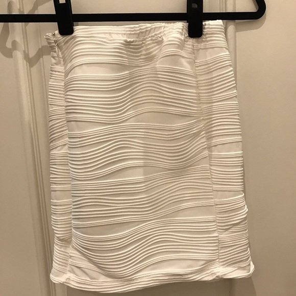 Opening Ceremony wvy strp skirt - Picture 2 of 3